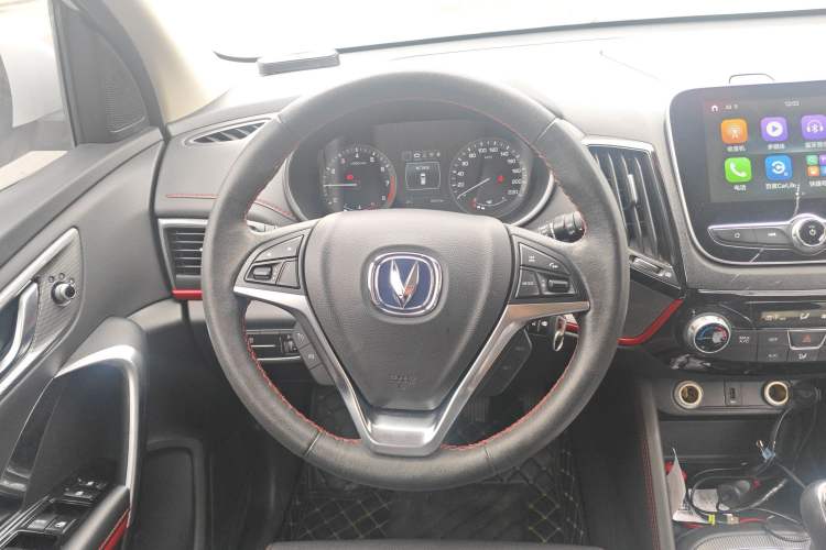 Used Changan CS55 2019 1.5T Manual Colorful Model China VI Standard
