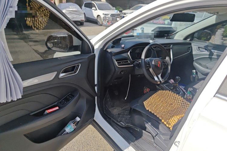 Used Roewe RX3 2020 1.6L Manual 4G Connect Super-Fresh Elite Edition Driver Seat