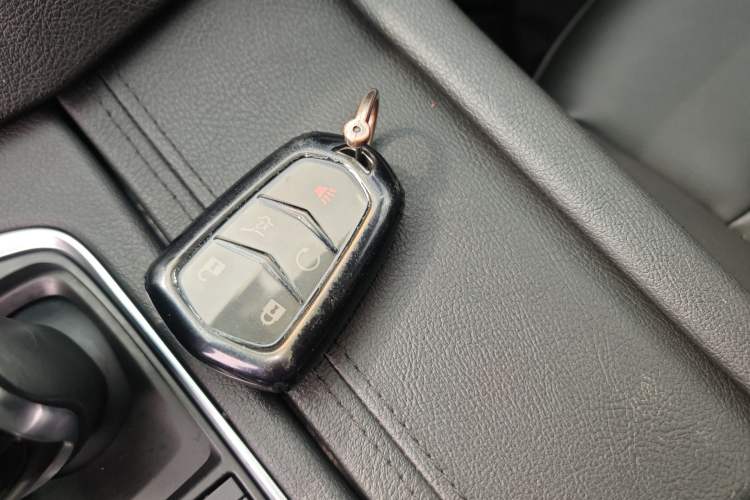 Used Cadillac XT6 2021 2.0T 6-Seater Two-Wheel Drive Luxury Version Vehicle Key