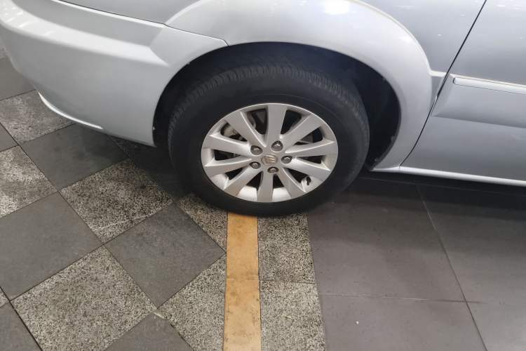 Used Buick GL8 2014 2.4L Classic Edition