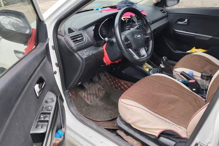 Used Kia K2 2012 Hatchback 1.4L MT GLS Commemorative Edition