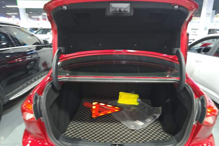 Used Ford Focus 2019 Sedan EcoBoost 180 Automatic Trend Edition
