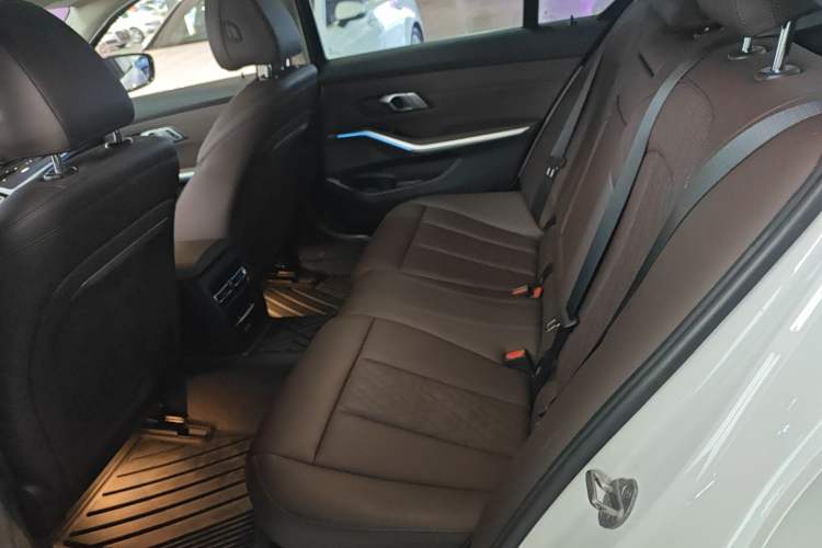 Used BMW i3 2022 eDrive 35 L
