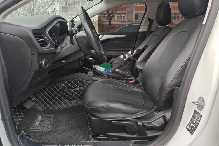 Used Ford Focus 2020 Sedan 1.5L Automatic Sharp Edition