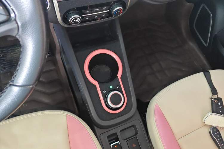 Used Chery New Energy Little Ant 2019 4-Seater Smart Edition 35 kWh Gear Lever