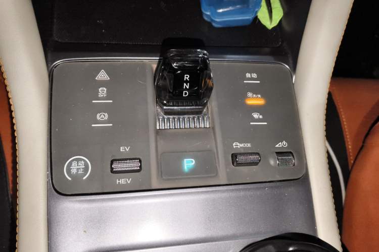 Used BYD Song PLUS New Energy 2023 Champion Edition DM-i 110KM Flagship PLUS
