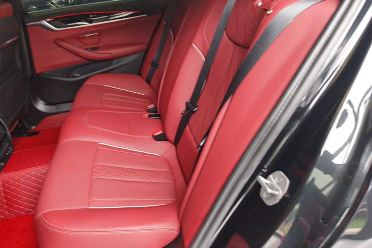 Used BMW 5 Series 2022 Restyled 525Li M Sport Package
