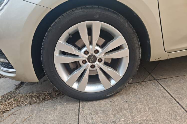 Used Chery Arrizo 5 2016 1.5L Manual Lingchao Edition