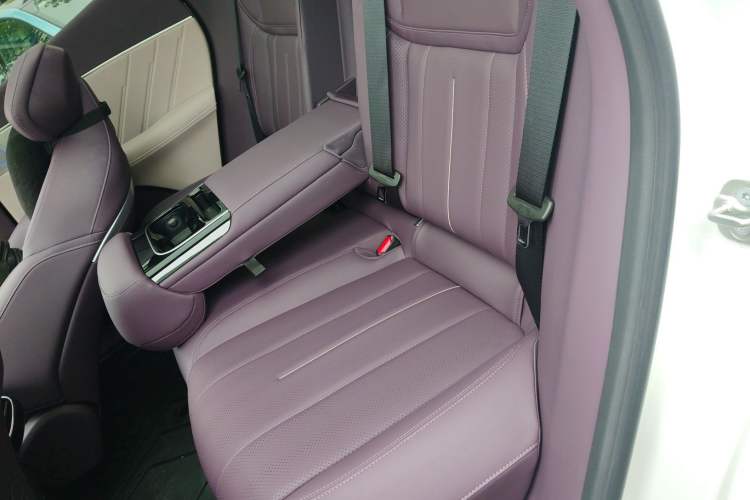 Used Deepal S07 2026 230Ultra with Huawei Qiankun ADS SE Edition Left Rear Seat