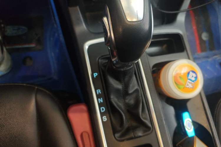 Used Ford Kuga 2019 EcoBoost 180 Two-Wheel-Drive Titanium Plus Model China VI Standard