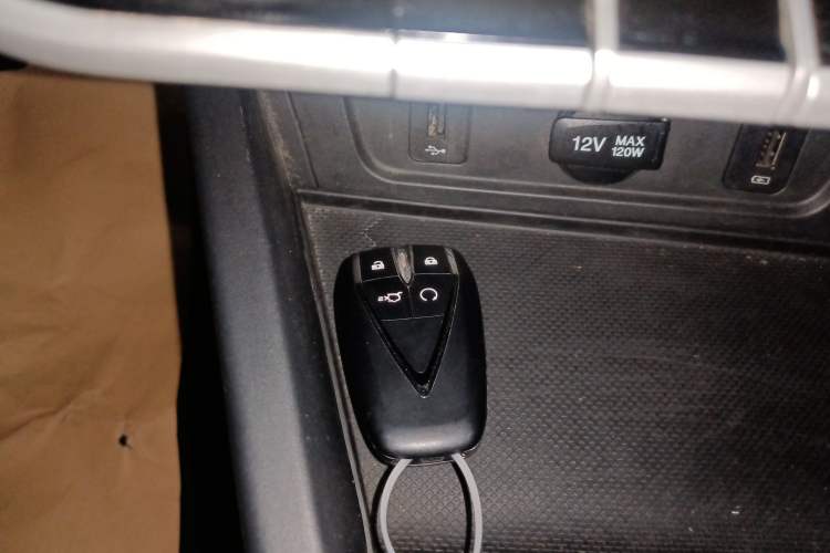 Used CHANGAN Eado 2021 PLUS 1.6L GDI Manual Elite Model
