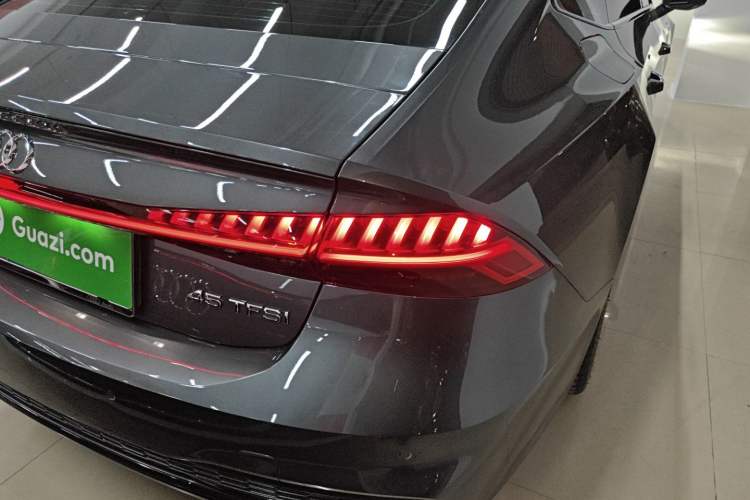 Used Audi A7 2024 45 TFSI Prestige Edition
