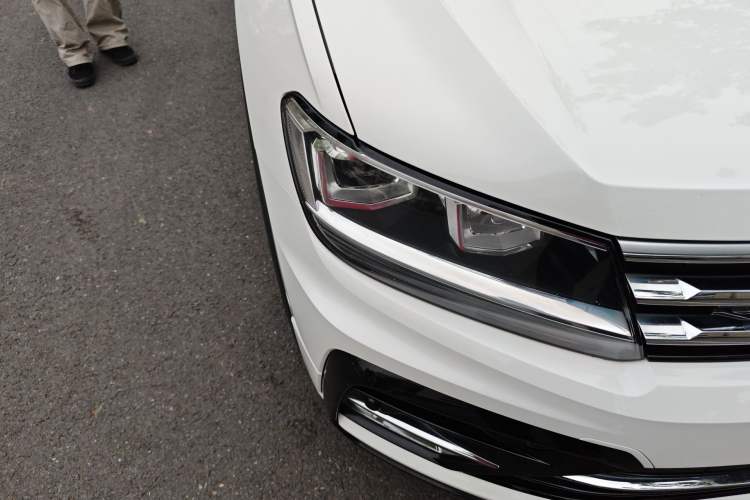 Used Volkswagen Tiguan L 2021 330TSI Automatic Two-Wheel Drive R-Line Enhanced Edition