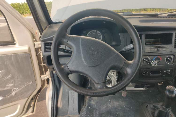 Used Wuling Zhiguang 2013 1.0L Practical Version