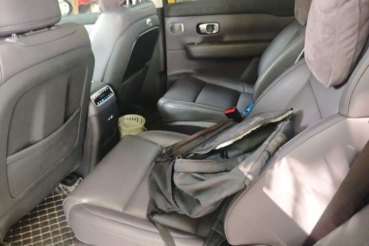 Used Leapmotor C16 2026 All-Electric 630 LiDAR Zhizun Edition 6 Seats
