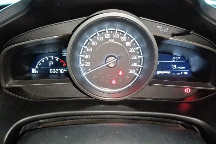 Used Mazda 3 Axela 2017 Sedan 1.5L Automatic Comfort Model Emission Standard China V Instrument Cluster