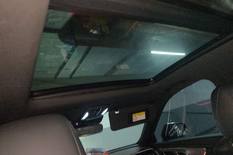 Used GAC Trumpchi GS8 2022 Linghang Series 2.0 TGDI Two-Wheel-Drive Luxury Smart Connectivity Version (7 Seats)