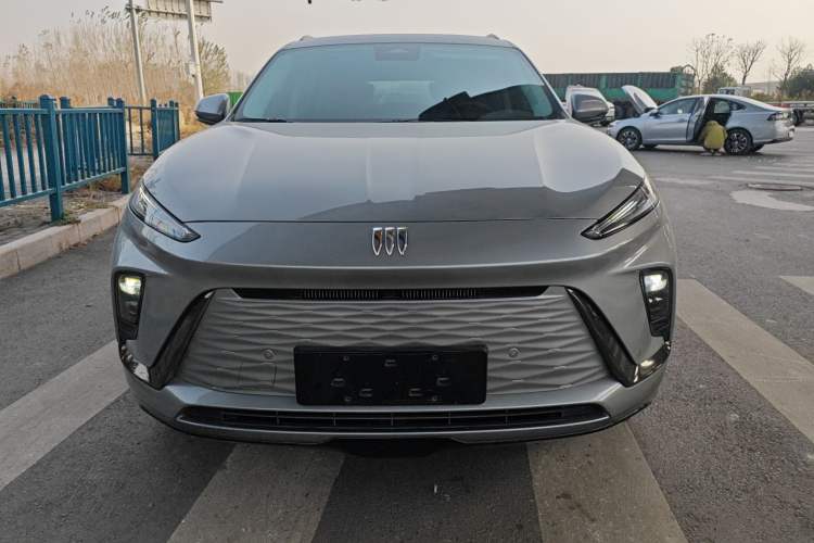 Used Buick E5 2023 Pioneer Edition
