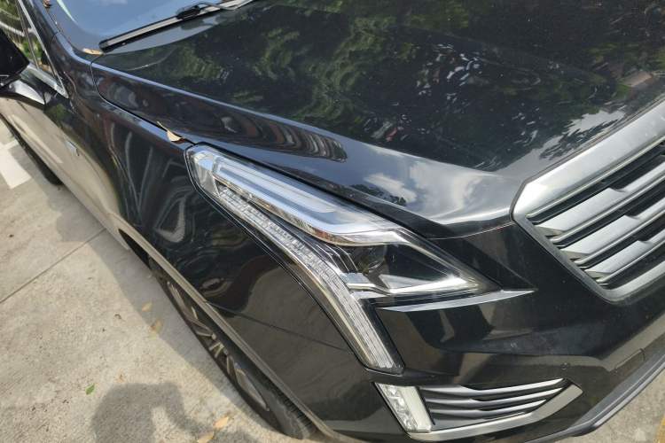 Used Cadillac XT5 2018 28T Four-Wheel Drive Luxury Model
