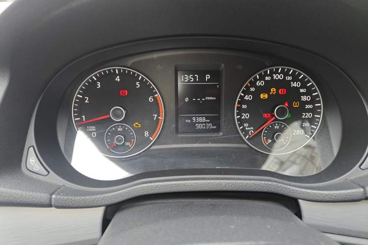 Used Volkswagen Passat 2014 1.8TSI DSG Luxury Edition
