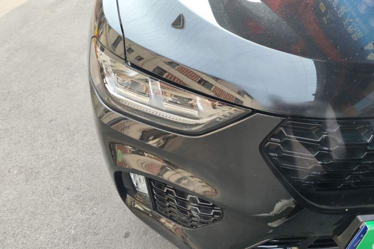 Used Wey VV5 2017 2.0T Ultra-Luxury Version Right Front Headlight