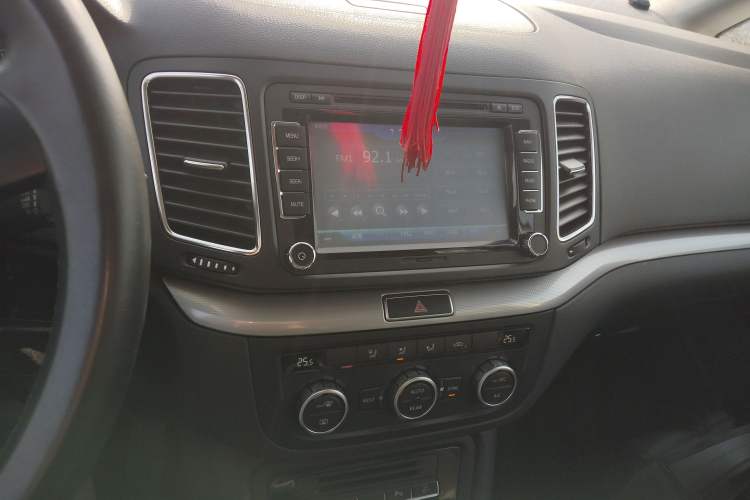 Used Volkswagen Sharan 2013 2.0 TSI Standard Model
