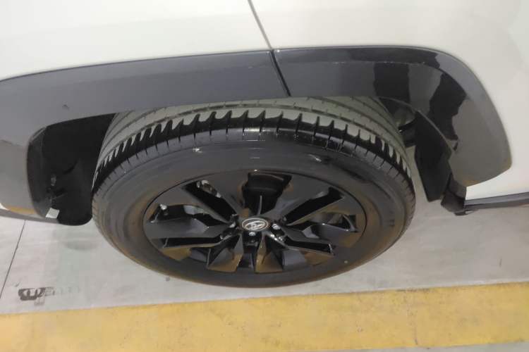 Used Toyota Wildlander 2022 2.0L CVT Two-Wheel Drive Knight Edition
