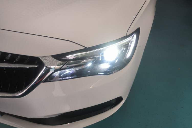 Used Buick GL6 2021 323T Mild Hybrid Connect Luxury Model Left Front Headlight