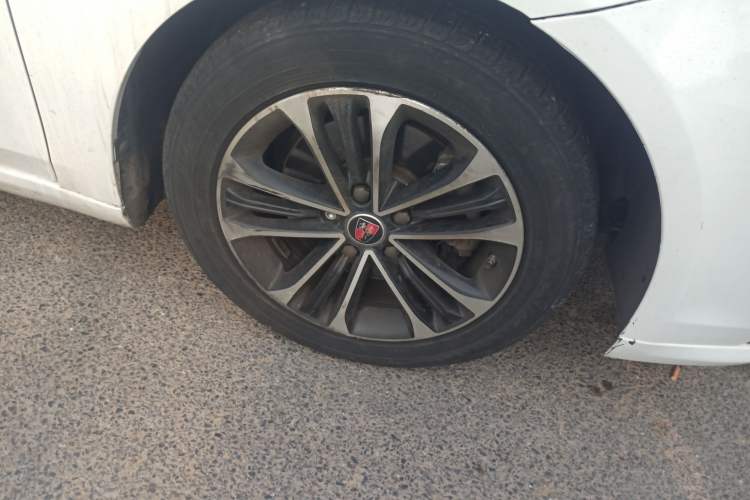 Used Roewe i6 New Energy 2019 PLUS 50T Internet Glory Flagship Edition Right Front Wheel Hub