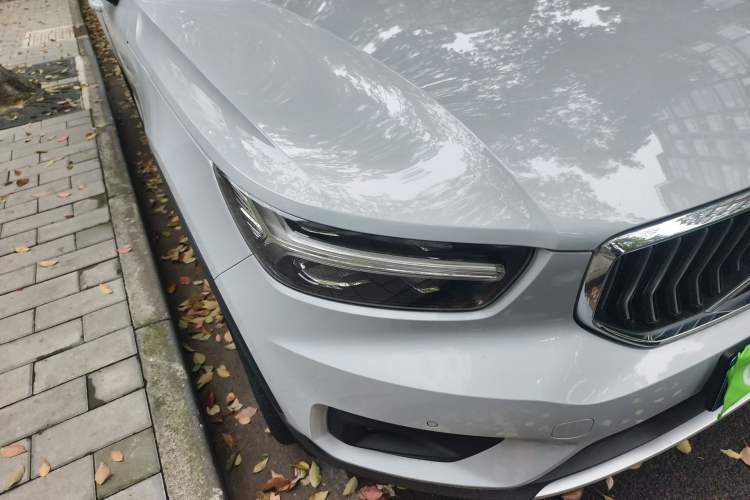 Used Volvo XC40 2021 T4 Four-Wheel Drive Smart Luxury Edition Right Front Headlight