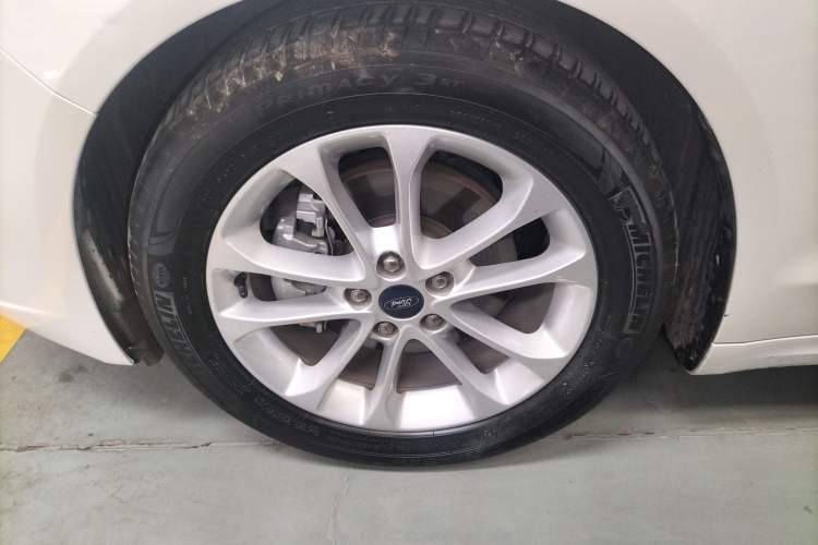 Used Ford Mondeo 2020 EcoBoost 200 Stylish Model Exterior 4