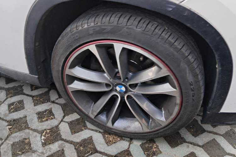 Used BMW X1 2014 sDrive20i Sports Design Package
