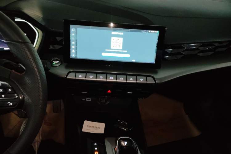 Used MG 5 2021 Revised 300TGI DCT Qingshè Luxurious Enjoyment Edition Audio And AC Panel