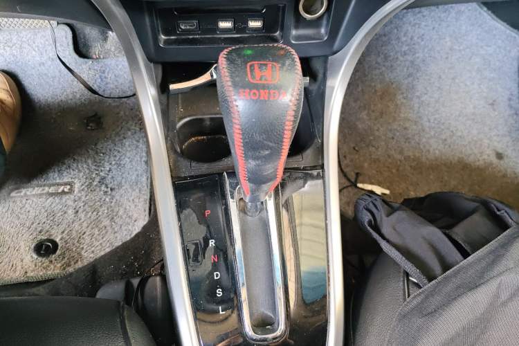 Used Honda Crider 2016 1.8L CVT Luxury Edition Gear Lever