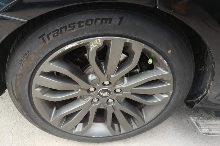 Used Land Rover Range Sport 2017 3.0 SC V6 HSE DYNAMIC Right Rear Wheel Hub