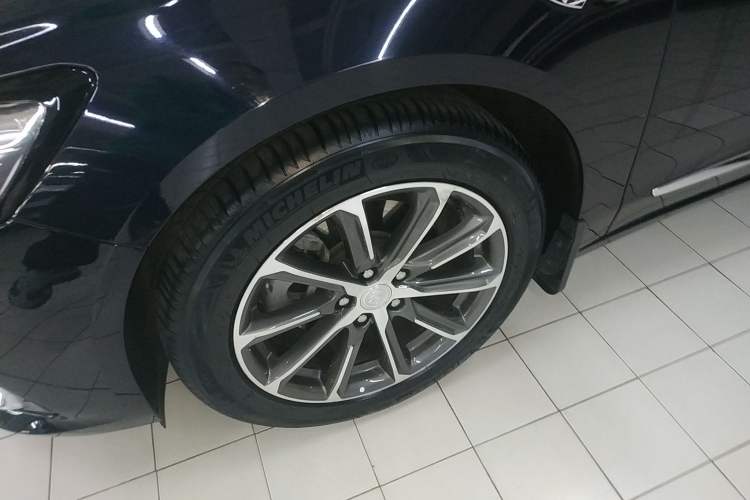 Used Buick LaCrosse 2020 652T Luxury Version
