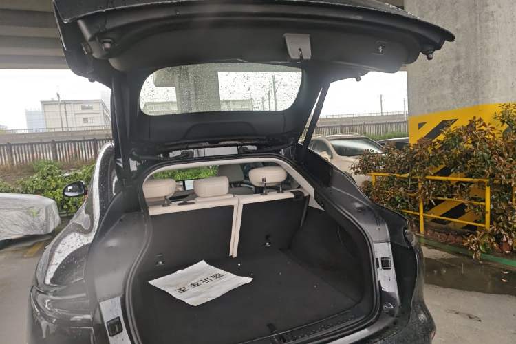 Used IM LS6 2023 Max Standard Edition