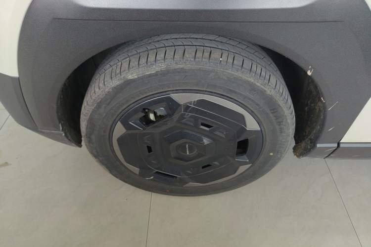 Used Dongfeng NAMMI 06 2025 471 Ultra Left Front Wheel Hub