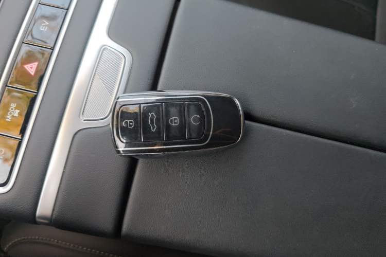 Used Chery Explore 06 C-DM 2024 Luxury Model