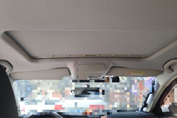 Used Volkswagen Sagitar 2017 230TSI Automatic Comfort Version Headliner