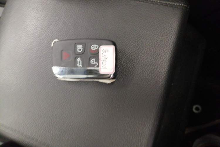 Used Land Rover Discovery Sport 2017 2.0T HSE
