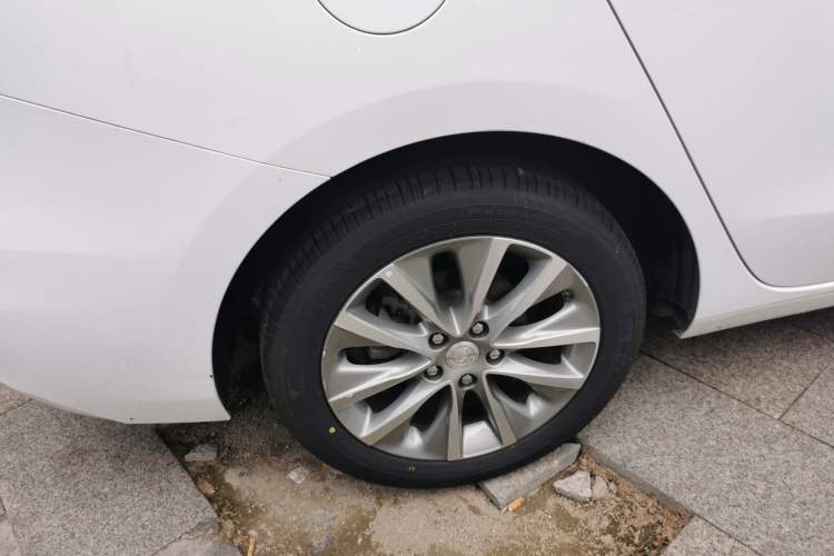 Used Buick GL6 2021 323T Mild Hybrid Connect Luxury Model Exterior 8