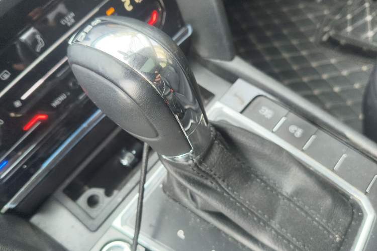 Used Volkswagen Lamando 2021 Revised Version 280TSI DSG Comfort Edition Gear Lever