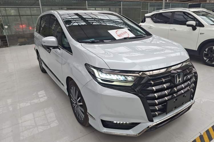 Used Honda Elysion 2024 2.0L eHEV Luxury Edition