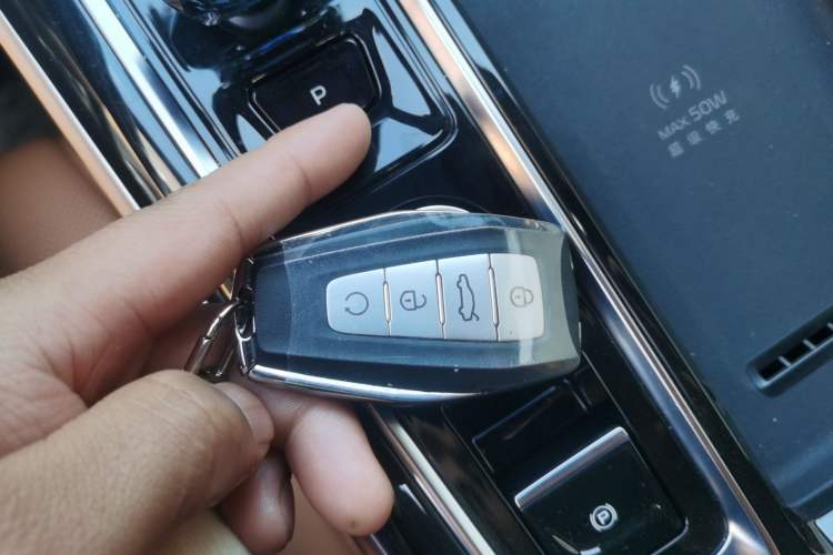 Used Geely Auto FX11 2025 4th Generation 1.5TD DCT - Shanhe Vehicle Key