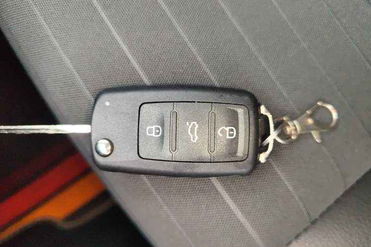 Used Volkswagen Tiguan L 2016 300TSI Automatic Two-Wheel Drive Trend Edition