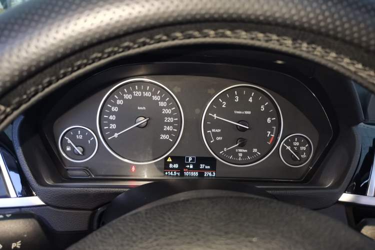 Used BMW 3 Series 2016 320Li Ambition Model
