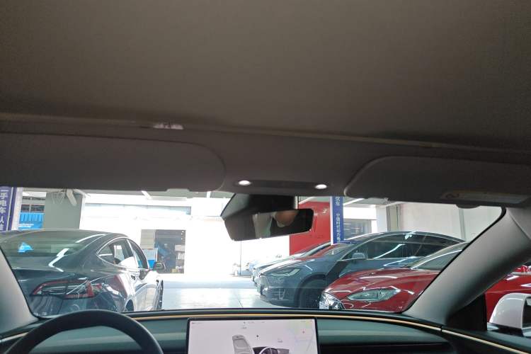 Used Tesla Model 3 2023 Long-Range All-Wheel-Drive Version