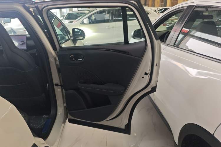 Used Lynk & Co 06 2025 Renew 1.5T Halo