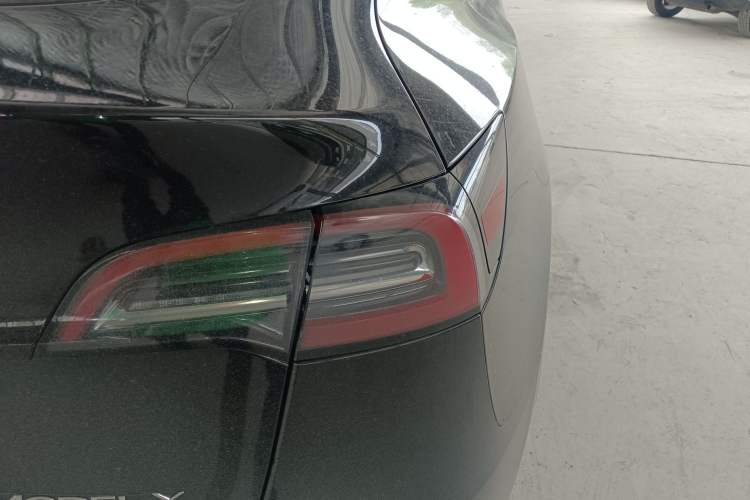 Used Tesla Model Y 2022 Rear-Wheel-Drive Version